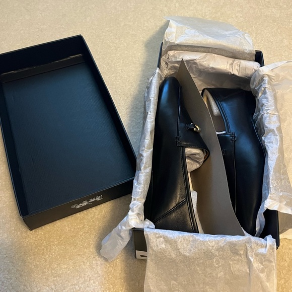 Coach Haley Leather Loafer Black 7.5B - Picture 2 of 15